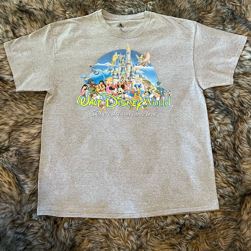 Disney Walt Disney World T-Shirt Size XL